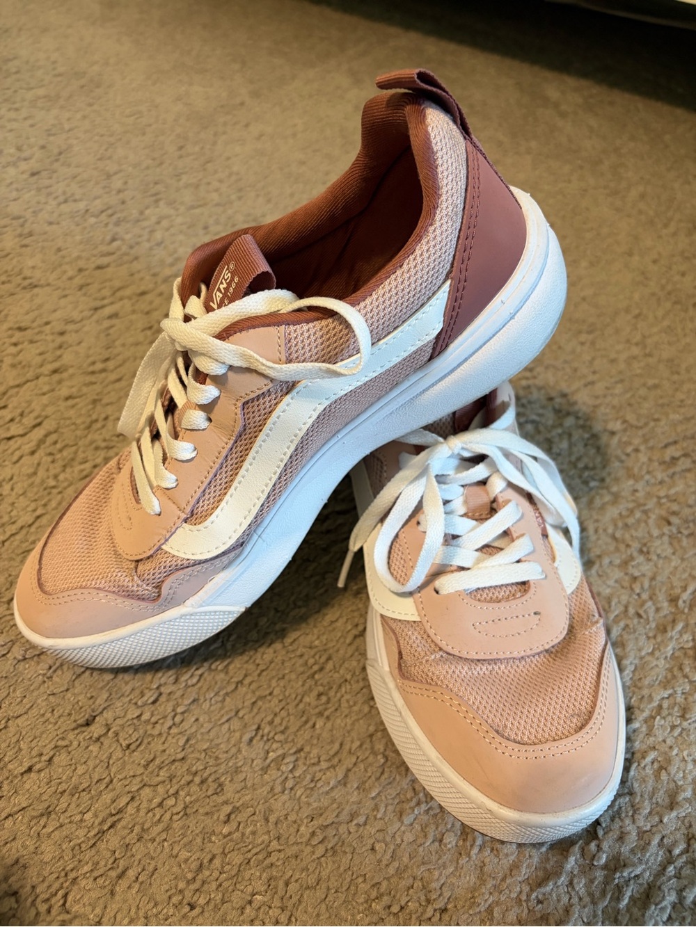 Vans Women’s Pink and White Low-Top Sneakers - Picture 2 of 10